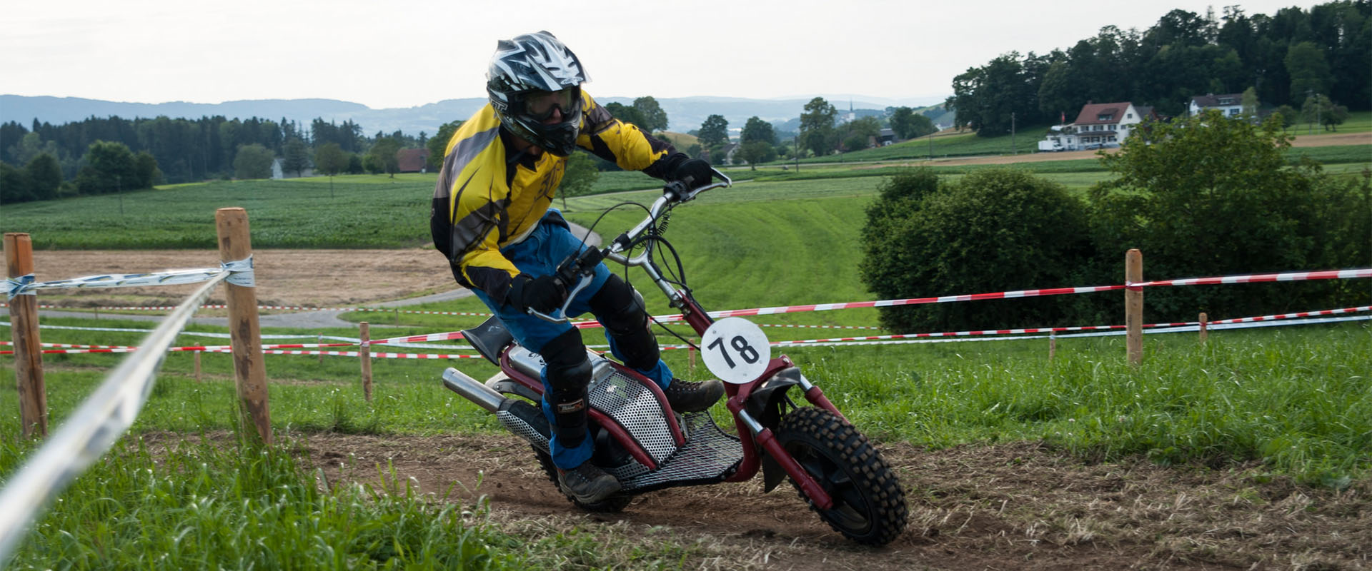 Motor-Trotti im Renneinsatz